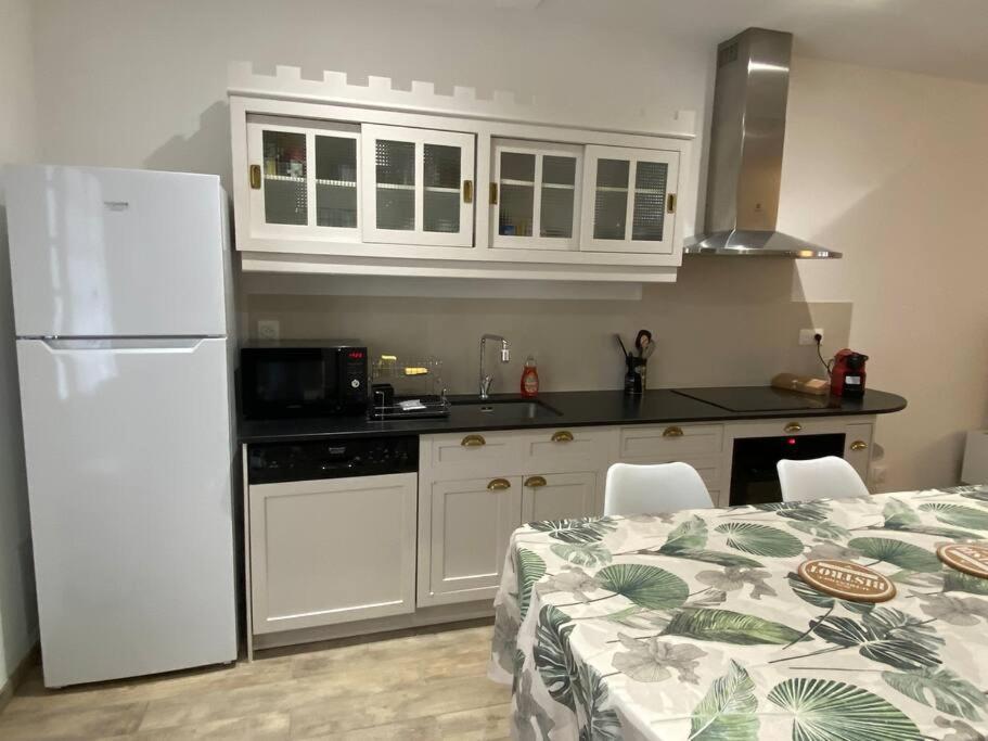 Maison 6 Personnes-Clim-Wifi-Proche Centre Ville Carcassone Kültér fotó