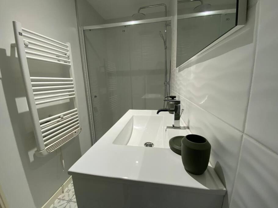 Maison 6 Personnes-Clim-Wifi-Proche Centre Ville Carcassone Kültér fotó